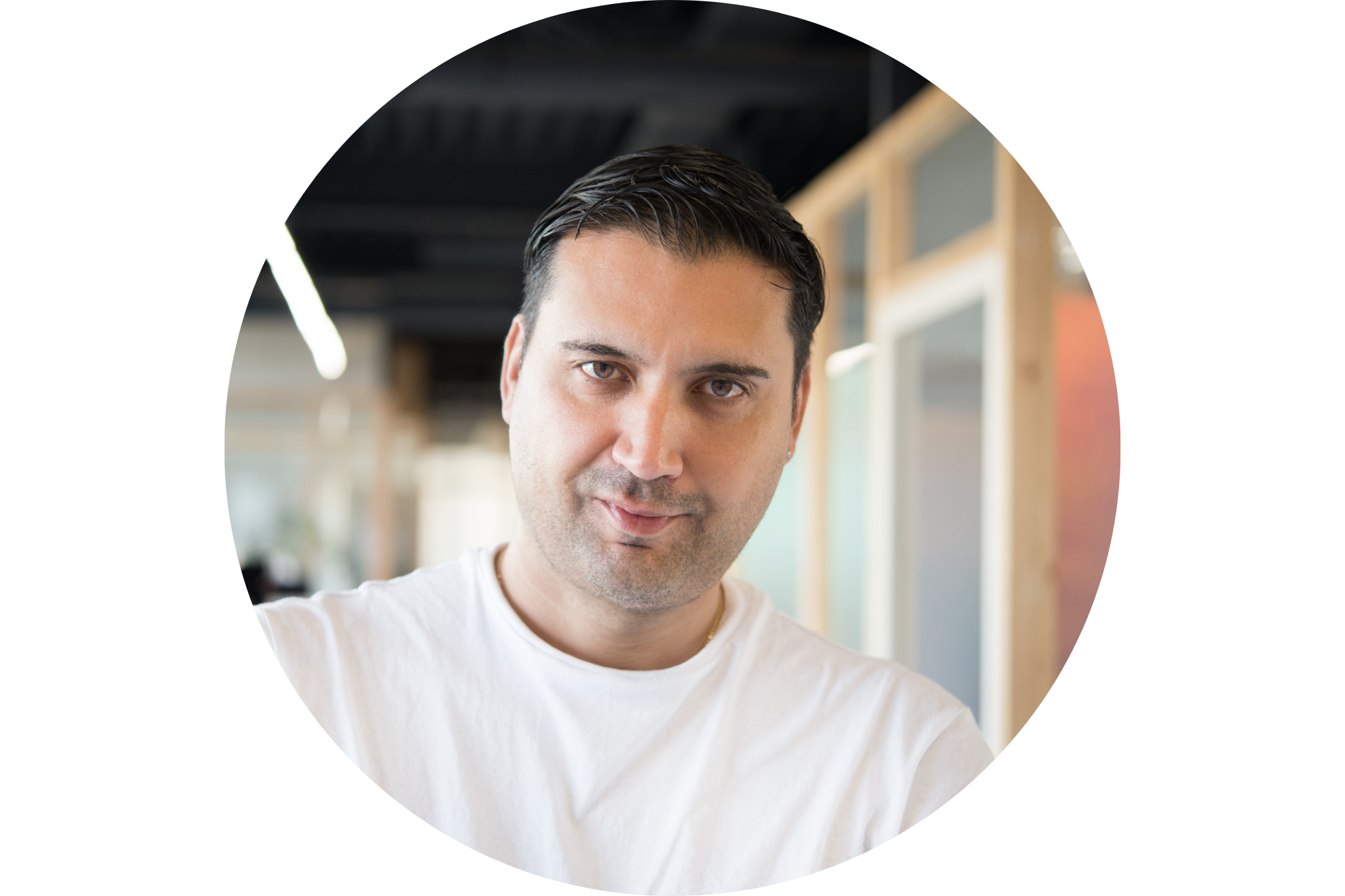 Laurent - Logistics Manager